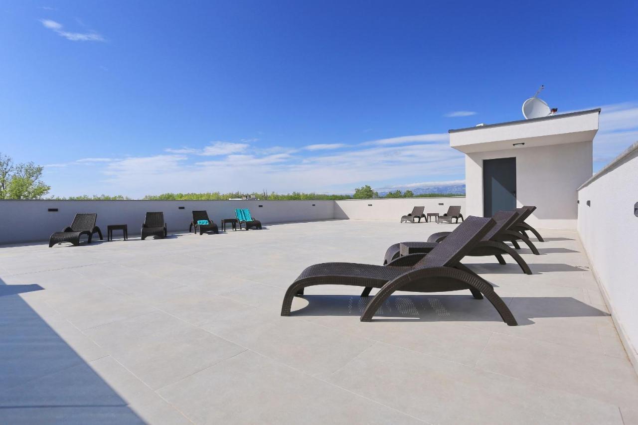 Apartments Bonaca With Jacuzzi 普利拉卡 外观 照片