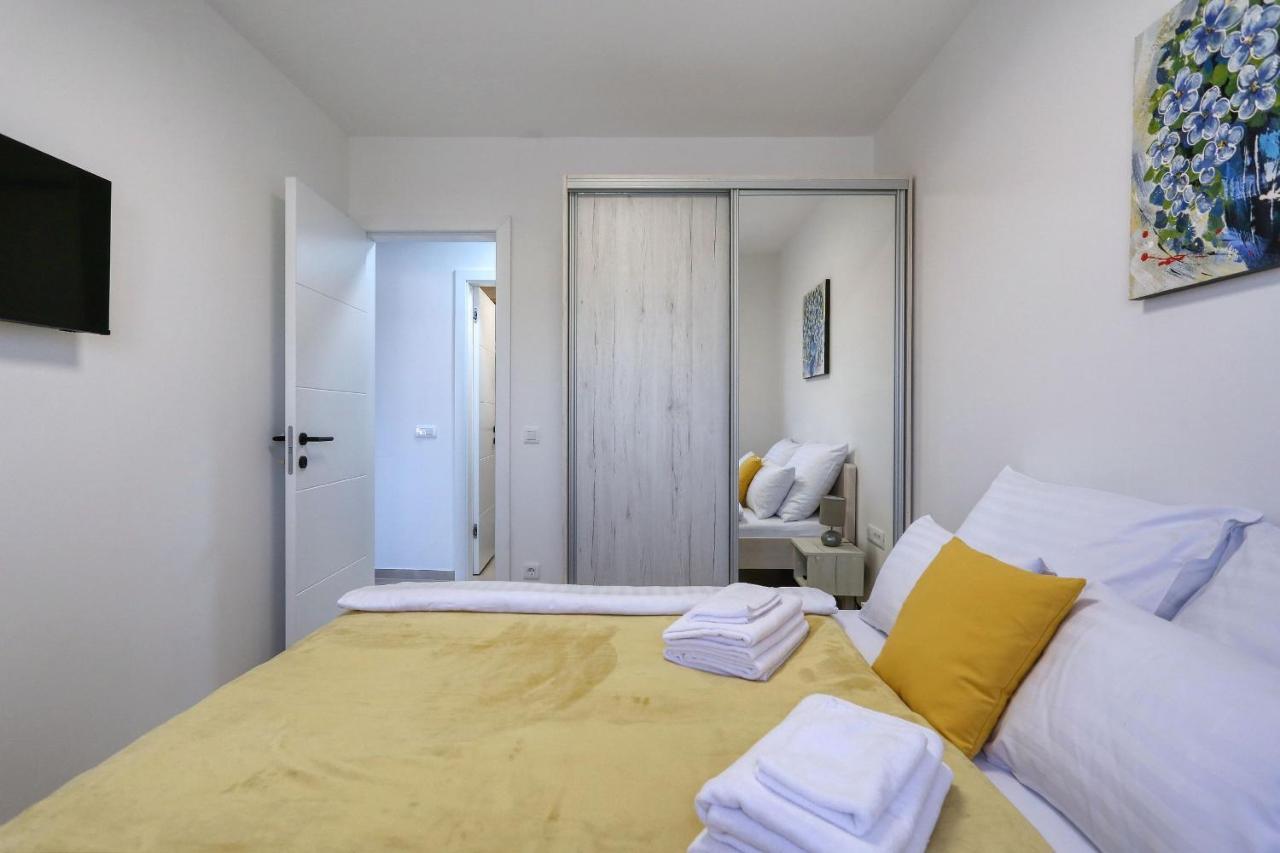 Apartments Bonaca With Jacuzzi 普利拉卡 外观 照片